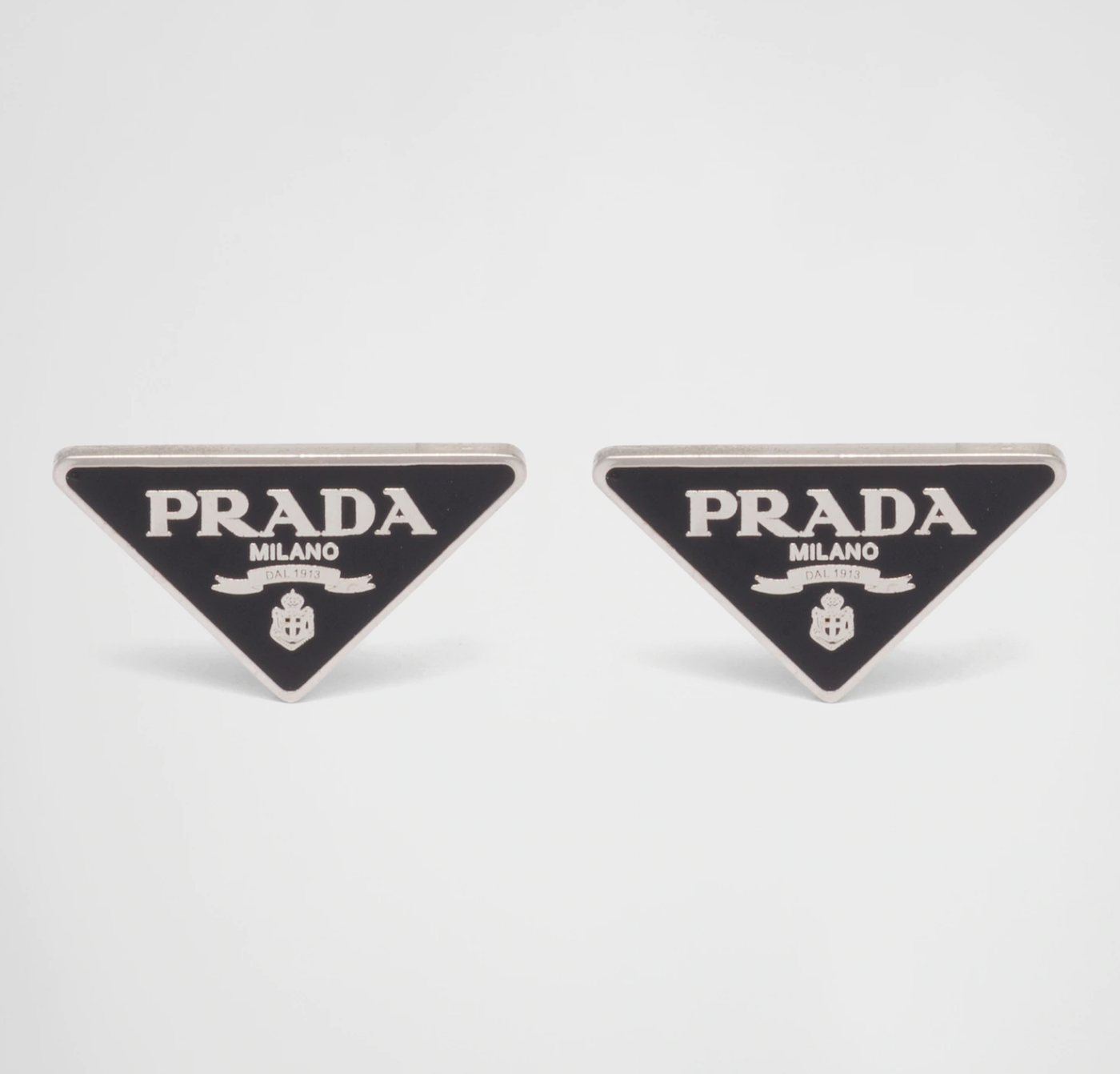 Pendientes Prada – The Common Room